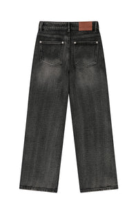 Petite Studio's Cayden Mid Rise Straight Leg Jeans in Charcoal 