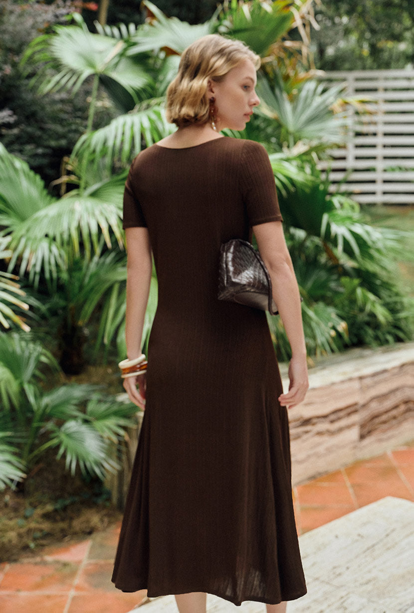 Petite Studio's Ezra Knit Dress in Chocolate 
