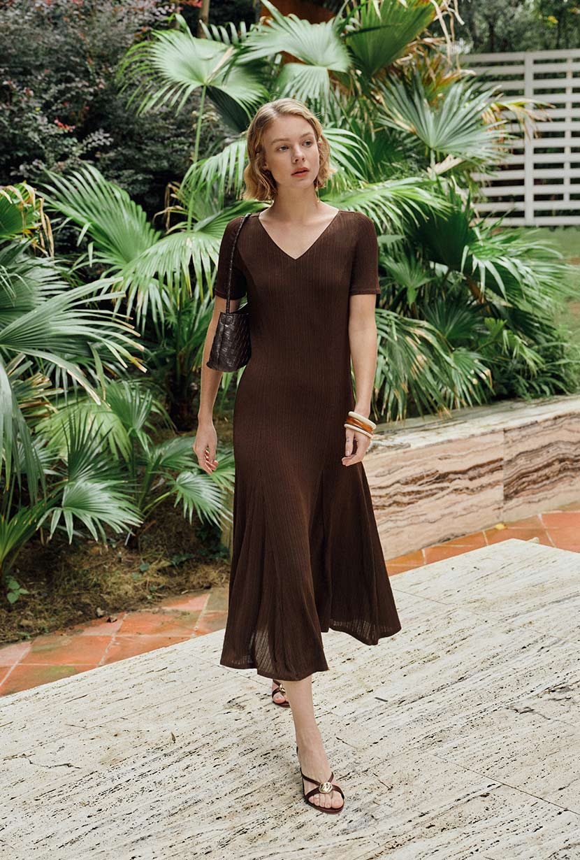 womens knit dress Petite Studio's Ezra Knit Dress in Chocolate