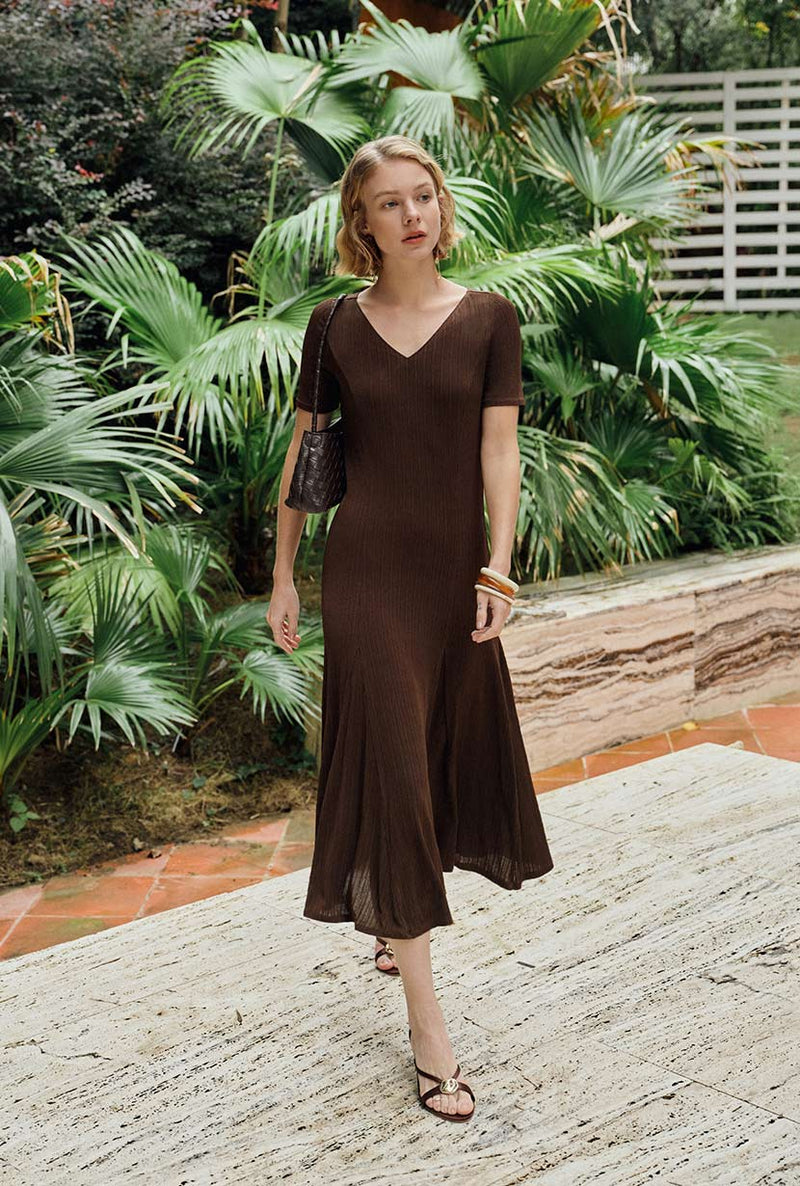 Petite Studio's Ezra Knit Dress in Chocolate