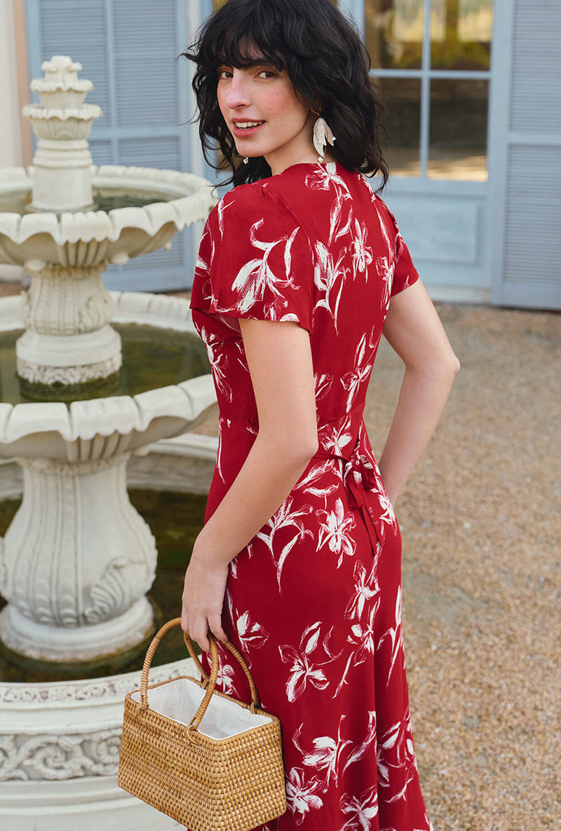 petite red sheath dress Petite Studio's Fraley Contoured Dress in Vintage Red
