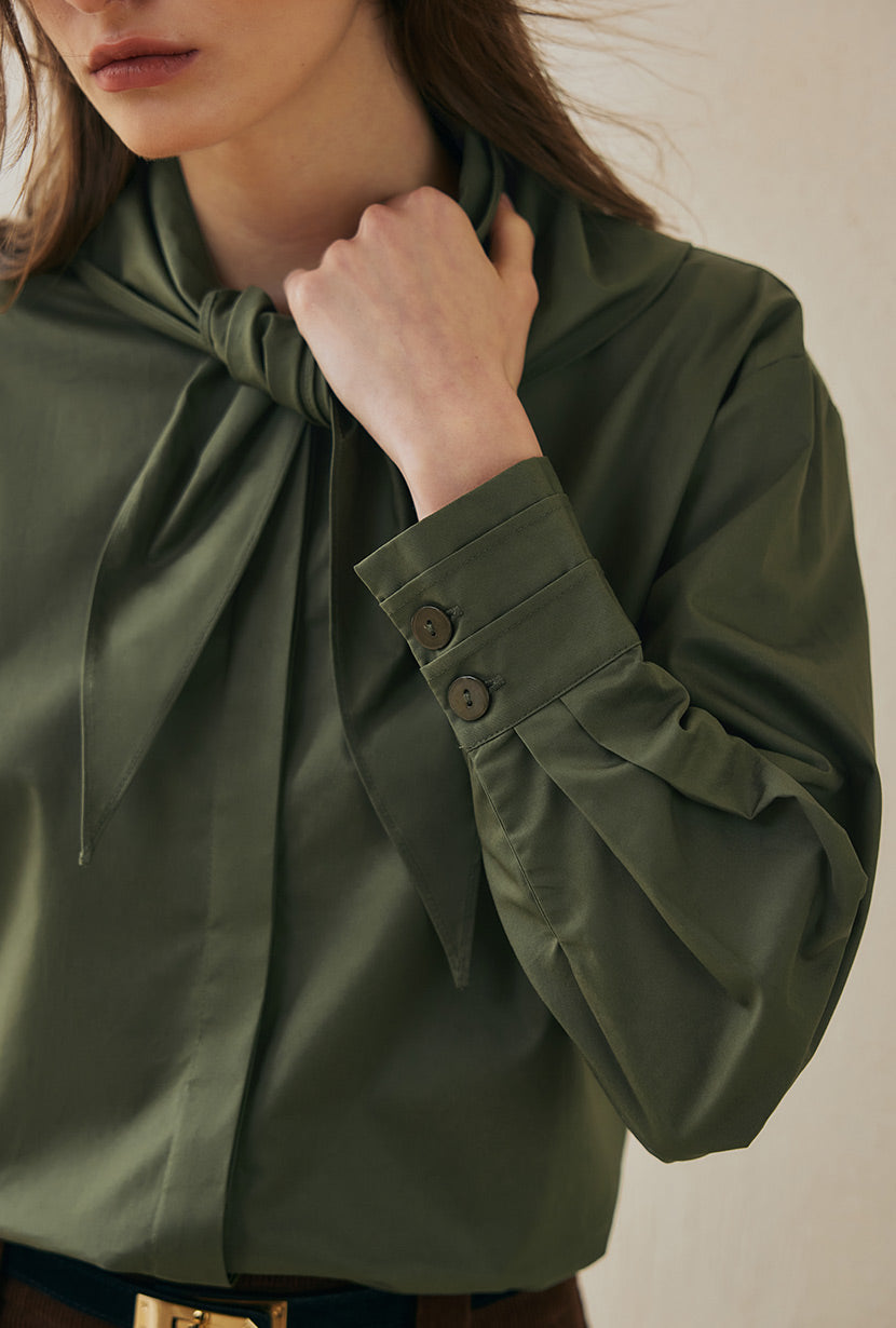 Petite Studio's Finn Cotton Scarf Shirt in Moss Green