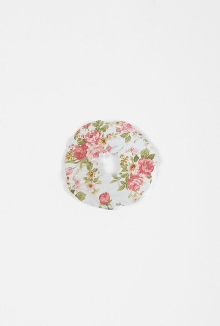 Petite Studio's Scrunchie in Pink Floral