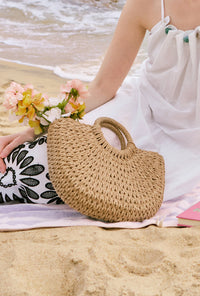 Petite Studio's Summer Woven Beach Handbag