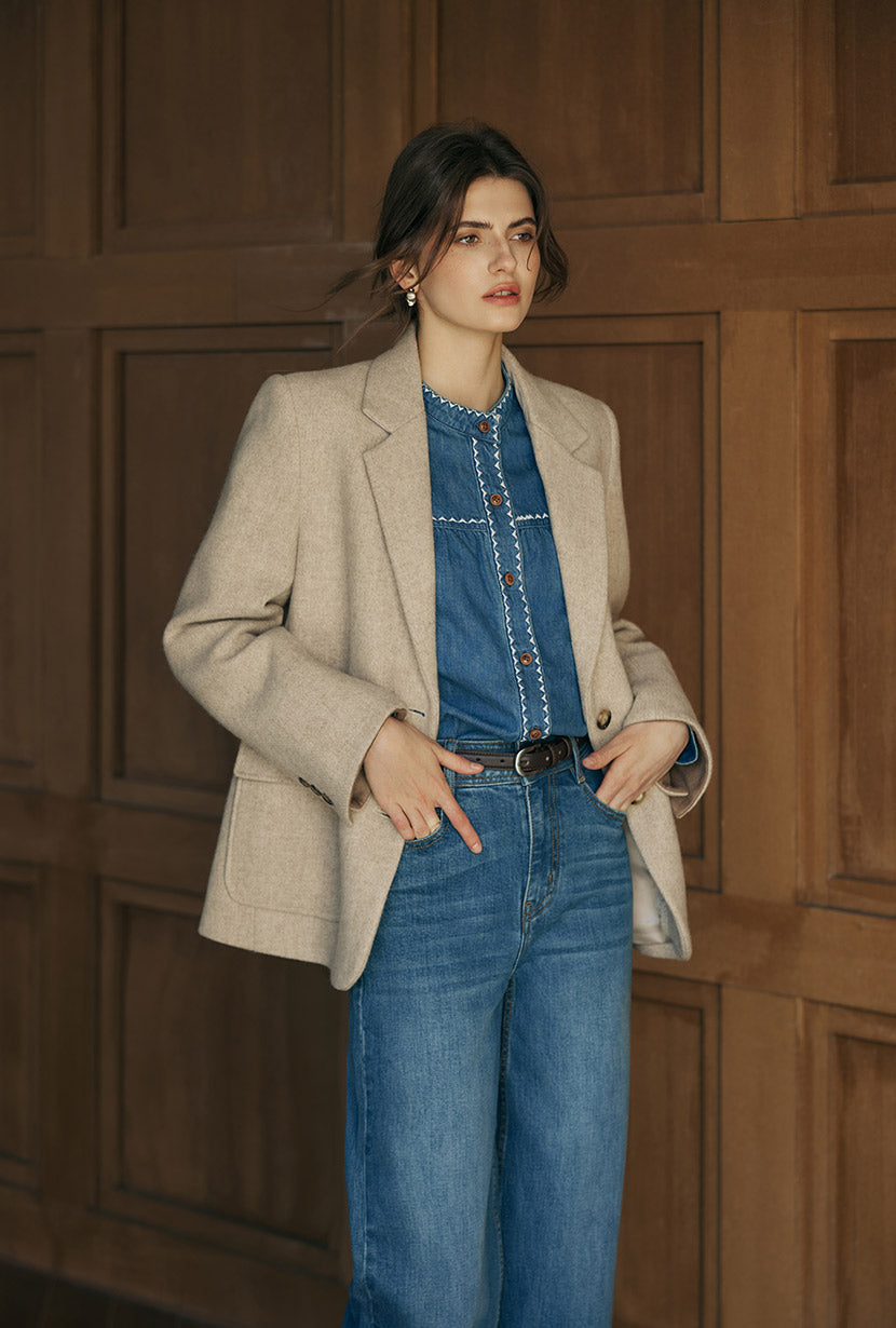 Petite Studio's Emilia Wool Blazer in Oatmeal