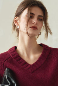 Petite Studio's Ismay Sculpted Curved Earrings 