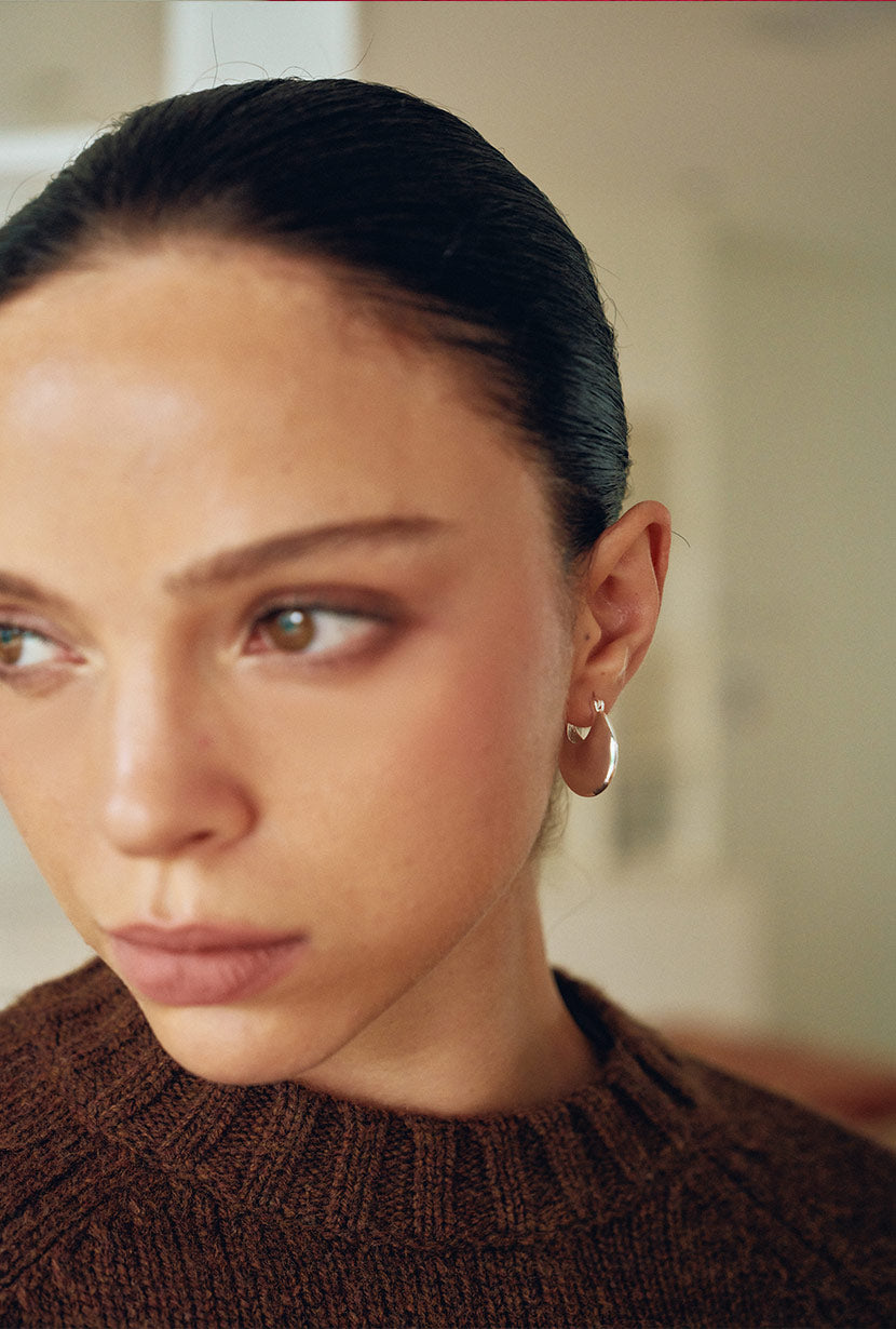 Petite Studio's Harvi Crescent Hoop Earrings