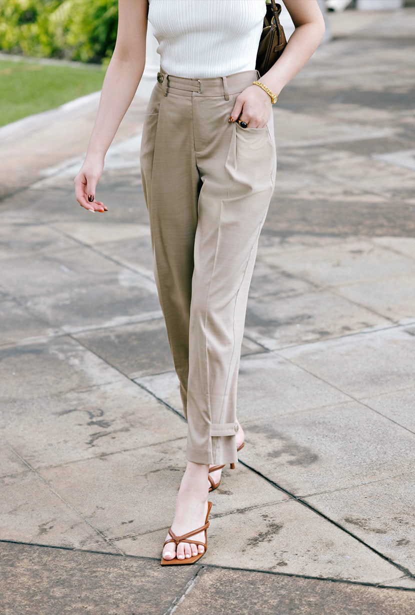 Petite Pants Brown | Petite Clothing for Women | Trendy Petite Shorts | Petite Fashion | Petite Studio | Romi Pants in Camel, XXS / Beige Petite Pants Brown | Petite Clothing for Women | Trendy Petite Shorts | Petite Fashion | Petite Studio | Romi Pants in Camel, XXS / Beige