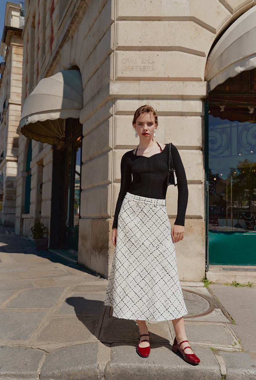 Petite Studio's Monty Midi Tweed Skirt in Ivory