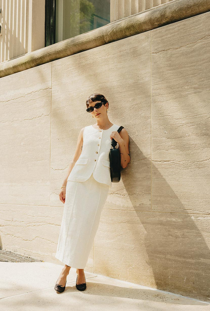 Petite Studio's Teigan Linen Pencil Skirt in White Petite