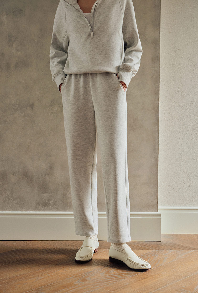 Petite Studio's Corey Cotton Tapered Pants in Heather White