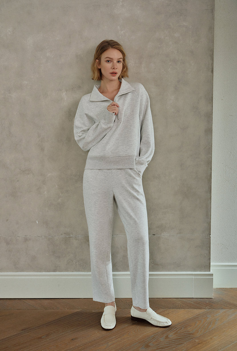Petite Studio's Corey Cotton Tapered Pants in Heather White