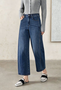Petite Studio's Evie Mid-Rise Barrel Jeans in Blue 