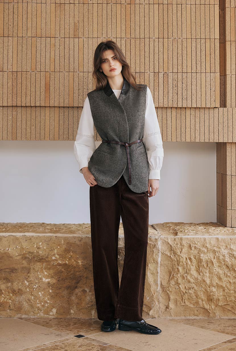 Petite Studio's Emani Corduroy Barrel Pants in Brown