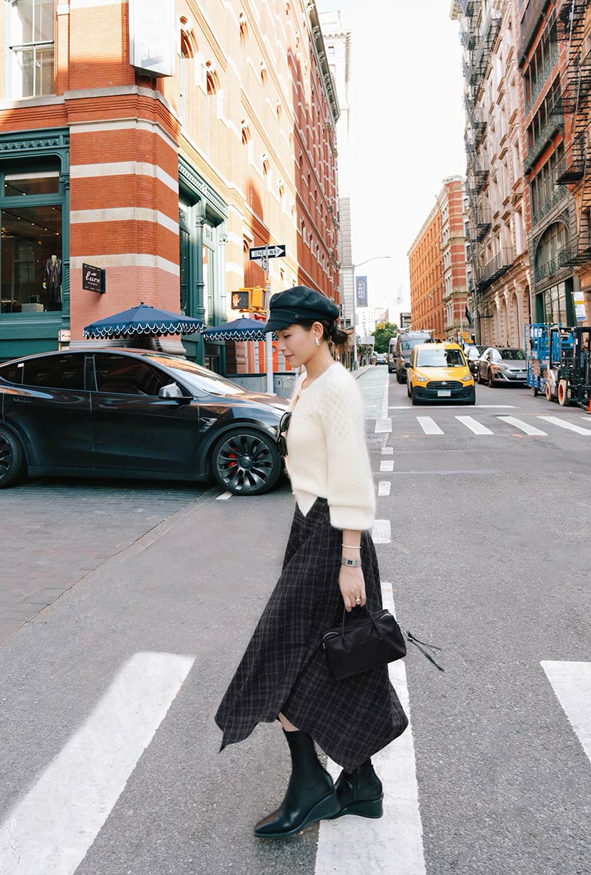 Petite Studio's Wyatt Wool Skirt in Charcoal Plaid
