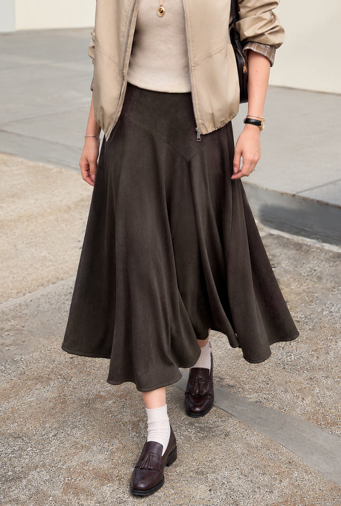 Petite Studio's Wyatt Wool Skirt in Chocolate