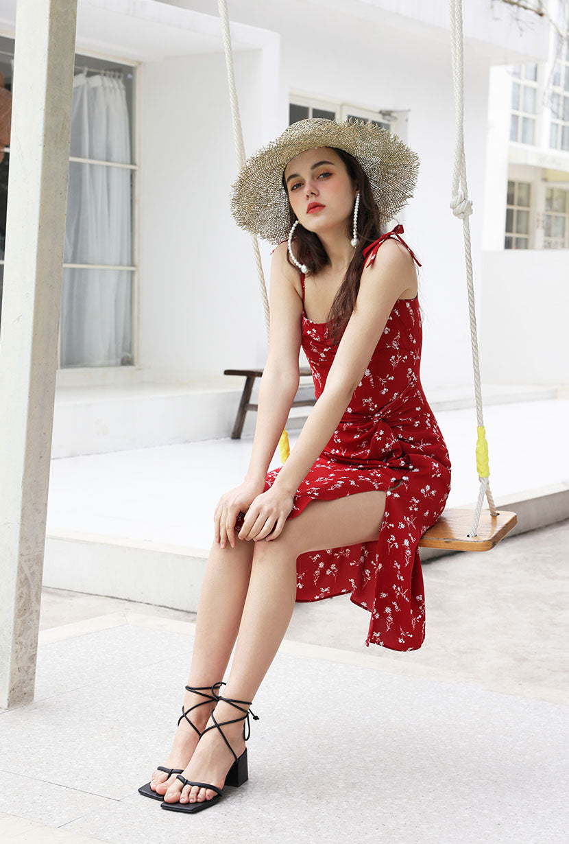 Petite Studio's Lorraine Summer Dress in Red Floral - Petite Clothing for Women S / Red Floral Petite Studio's Lorraine Summer Dress in Red Floral - Petite Clothing for Women S / Red Floral