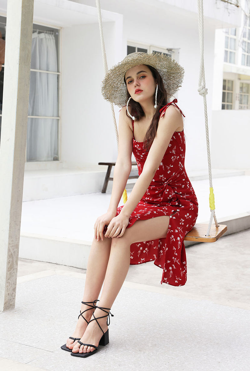 Petite Studio's Summer Lorraine Dress in red floral